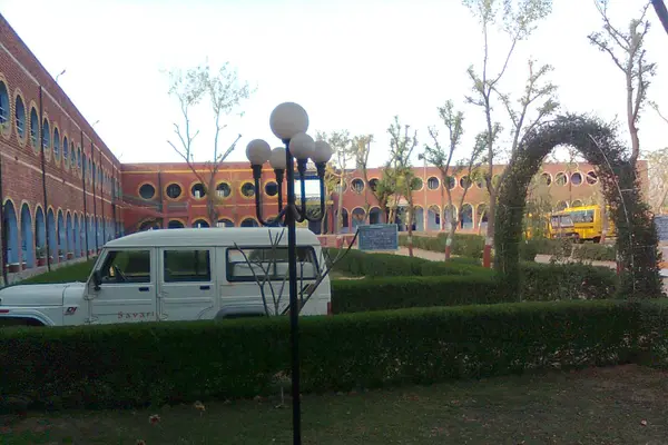 Aryaschool