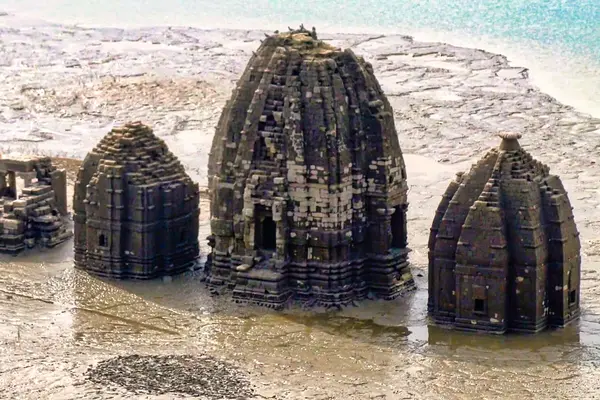 Bilaspur submerged Ranganatha temples, Gobind Sagar Bhakra Dam, Himachal Pradesh