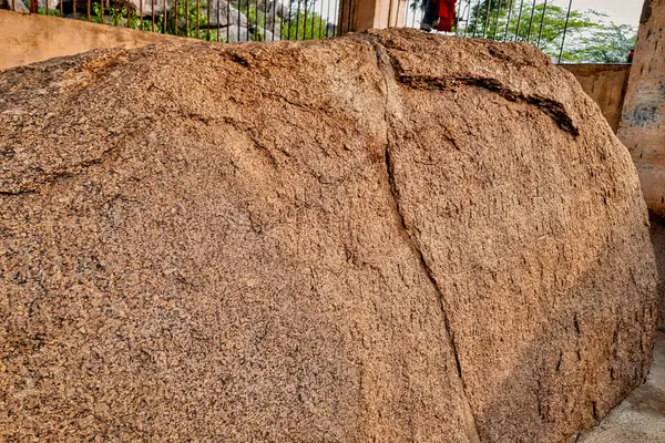 0121421 Brahmi script Prakrit language 3rd-century BCE, Ashoka Minor Rock Edict, Gujarra M