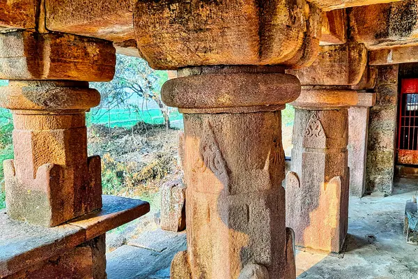 0101923 Shiva temple group, Thanegaon Gadchiroli Maharashtra 104