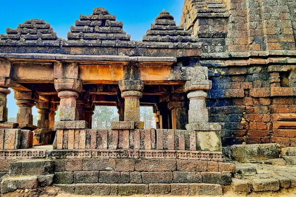 0101923 Shiva temple group, Thanegaon Gadchiroli Maharashtra 083