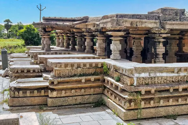 A Kakatiya era Trikuta Mukkanteswaralayam Hindu Temple, Kusumanchi, Telangana 05