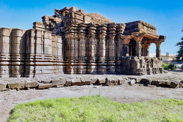 0102221 Chaubara Dera 1 temple, Un Madhya Pradesh 017