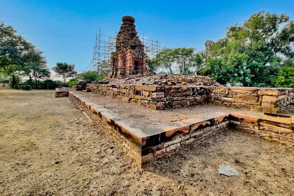 Mahua Nagara mandir, Shiva temple number 2, Madhya Pradesh 055