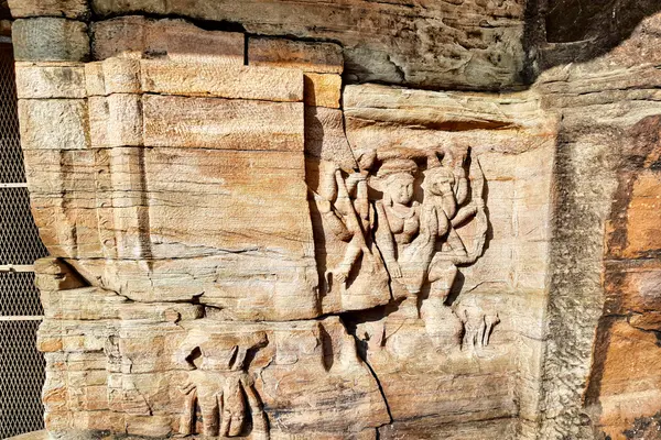 0112621 Cave 17, Udayagiri Caves, Vidisha district, Madhya Pradesh 034
